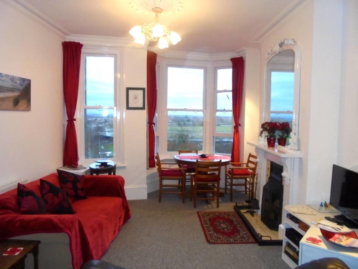 Seaview Cottage ライ エクステリア 写真