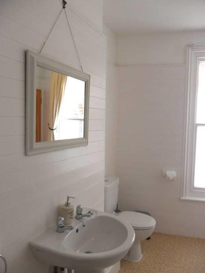 Seaview Cottage ライ エクステリア 写真